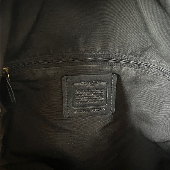 Coach Medium Backpack - Picture 5 of 5